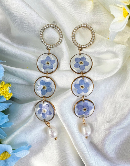 Pearly pearls, timeless classics, forget me not earrings
